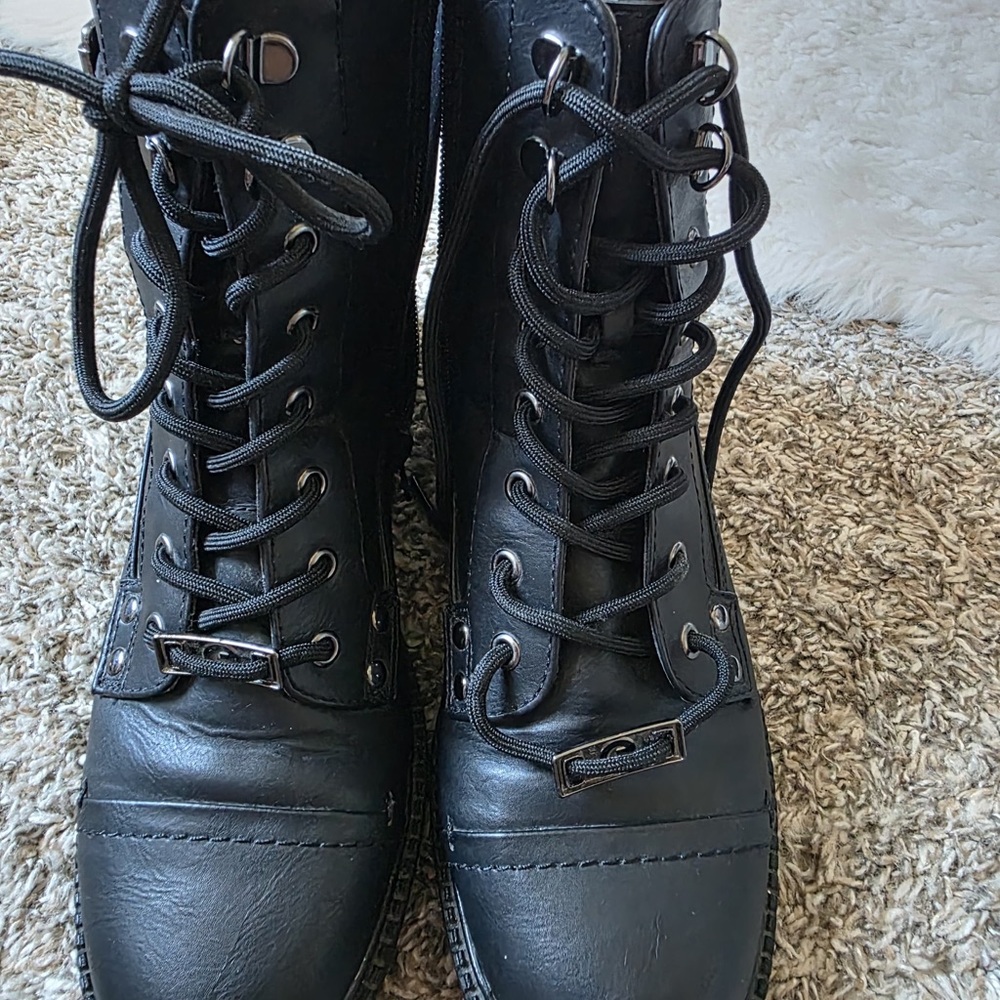 Guess Black Lace-Up Ankle Boots 7/5